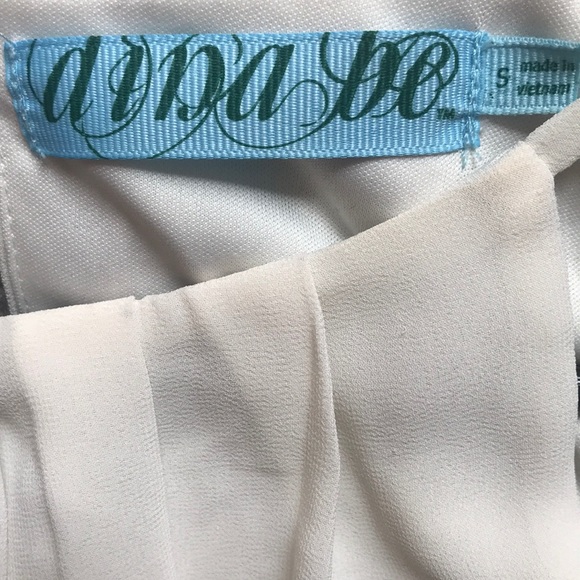 Light cream dress - Picture 2 of 4